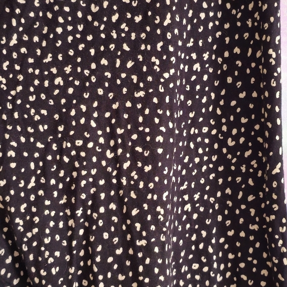 Old Navy Leopard Print Black Leggings Size 3X - Picture 2 of 4